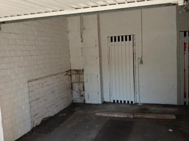 Garage vente à Sint-niklaas, Oost-Vlaanderen