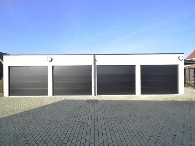 Garage vente à Staden, West-Vlaanderen