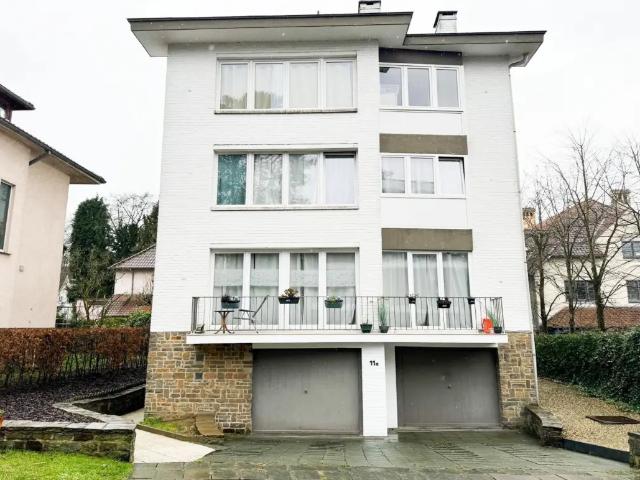 Garage vente à Uccle, Bruxelles