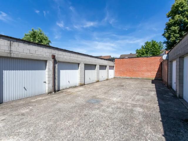Garage vente à Wijnegem, Antwerpen