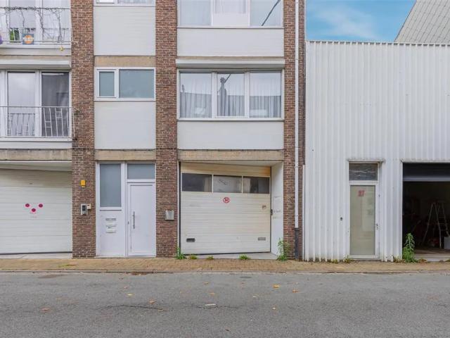 Garage vente à Willebroeck, Antwerpen