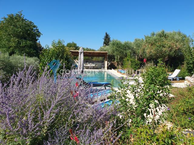 Ferme vente à Nîmes, Goudargues