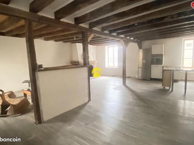 Appartement vente à Saint-Amand-Montrond, Sancoins