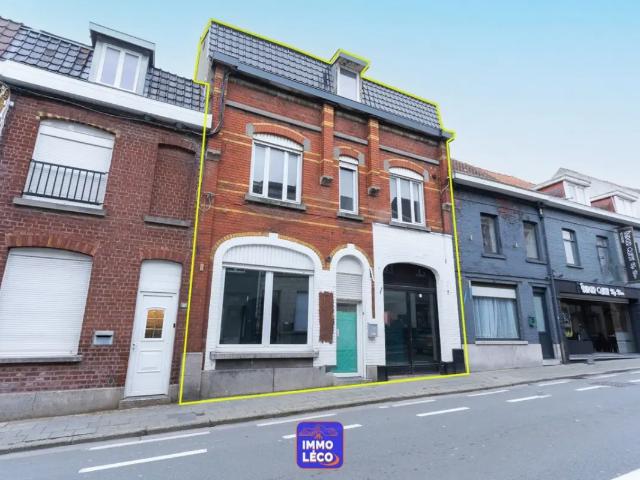 Local Commercial vente à Mouscron, Wallonie