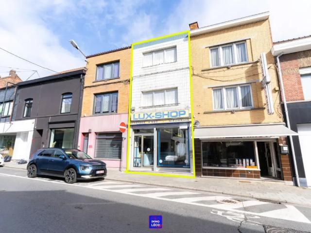 Local Commercial vente à Mouscron, Wallonie