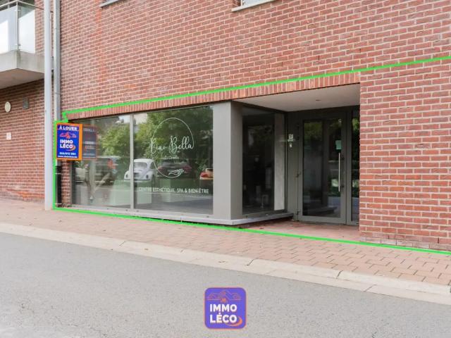 Local Commercial vente à Mouscron, Wallonie