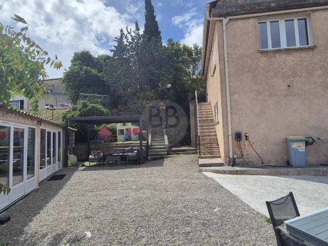 Maison vente à Aix-en-Provence, Cabriès