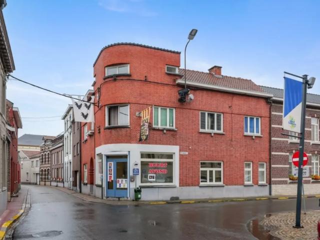 Local Commercial vente à Zoutleeuw, Brabant