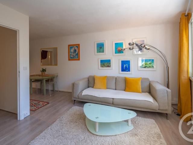 Appartement vente à Arrondissement de Toulon, Le Lavandou