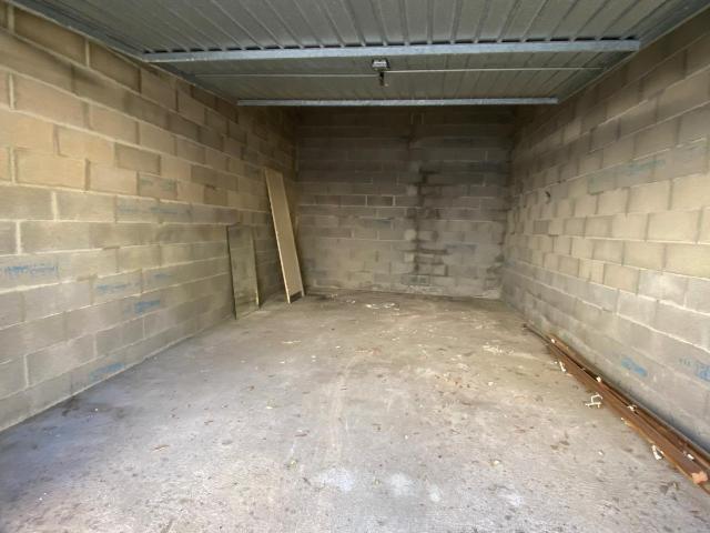 Garage vente à Narbonne, Lézignan-corbières
