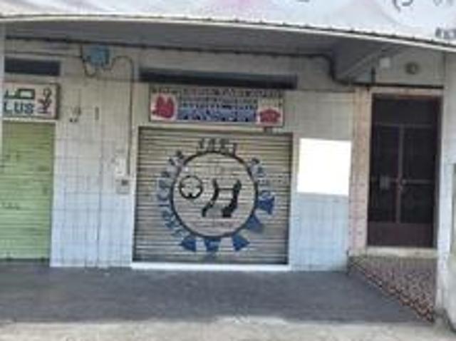 Local commercial vente à Centre Ville