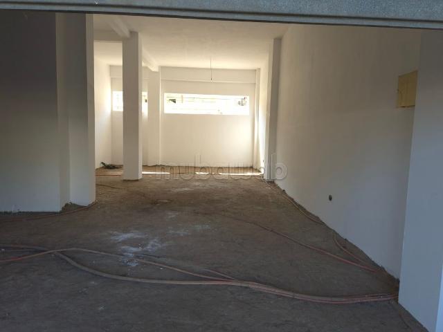 Local commercial vente à Anfa, Gharb-Chrarda-Beni Hssen