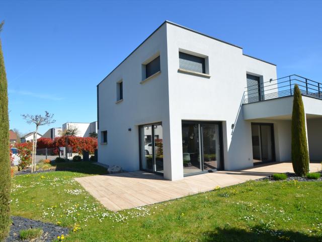 Maison vente à Mulhouse, Sierentz