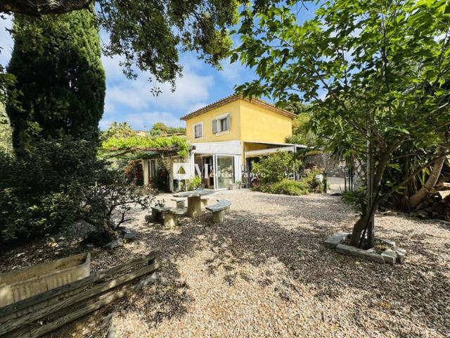 Maison vente à Arrondissement de Draguignan, Sainte-maxime