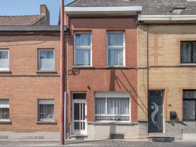 Maison vente à Aat, Wallonie