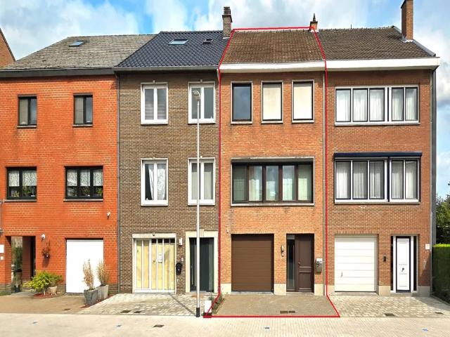 Maison vente à Looz, Limburg