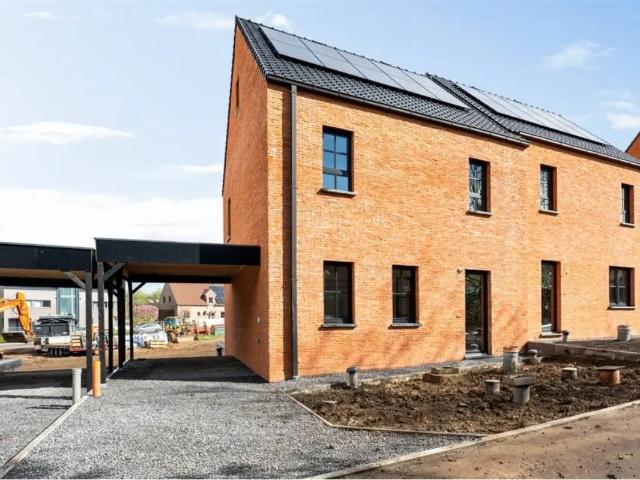 Maison vente à Lo, Limburg