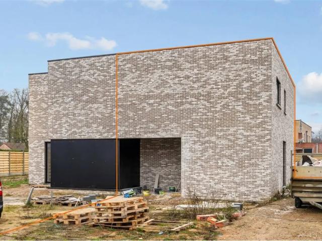 Maison vente à Beringen, Limburg