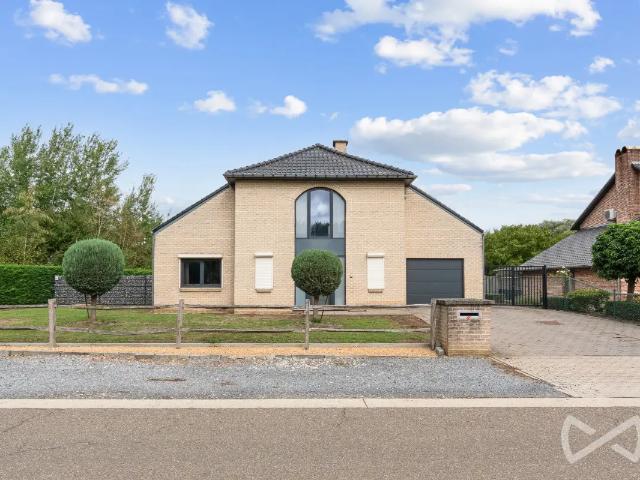 Maison vente à Beringen, Limburg