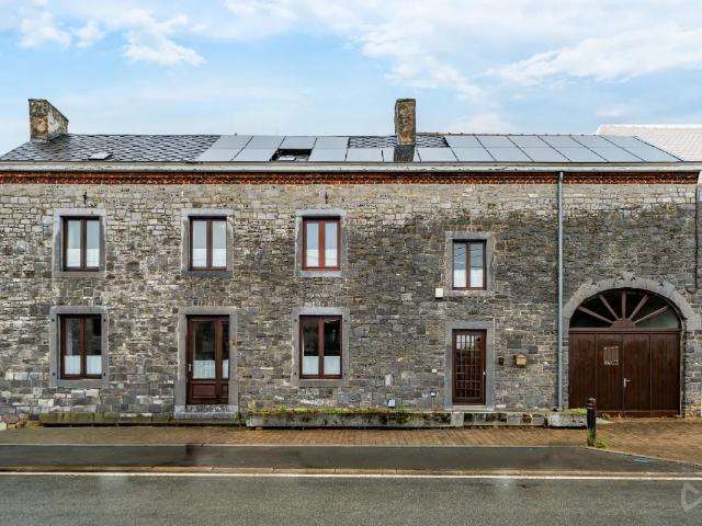 Maison vente à Mettet, Wallonie