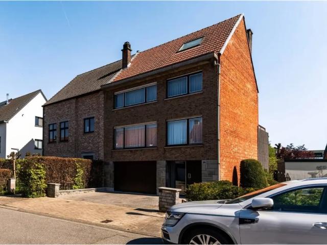Maison vente à Boom, Antwerpen