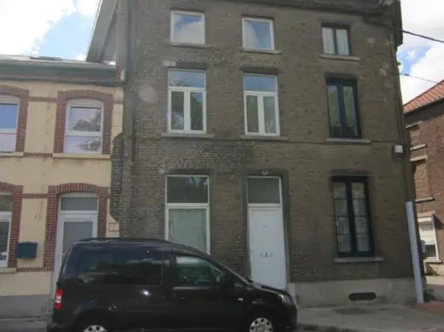 Maison vente à Châtelet, Wallonie