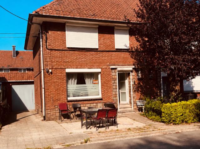 Maison vente à Châtelet, Wallonie