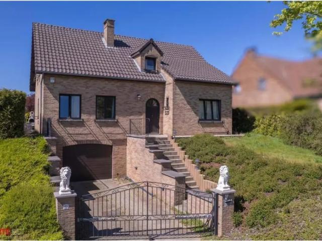 Maison vente à Châtelet, Wallonie