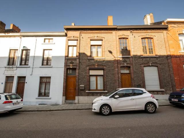 Maison vente à Châtelet, Wallonie