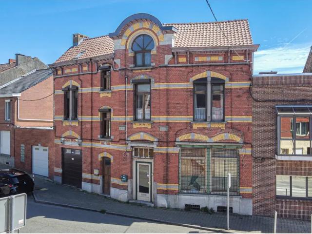 Maison vente à Châtelet, Wallonie