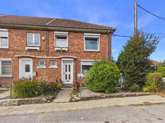 Maison vente à Courcelles
