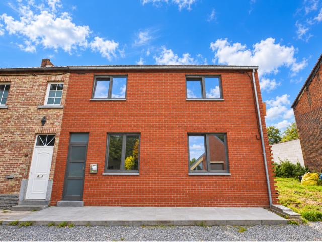 Maison vente à Courcelles
