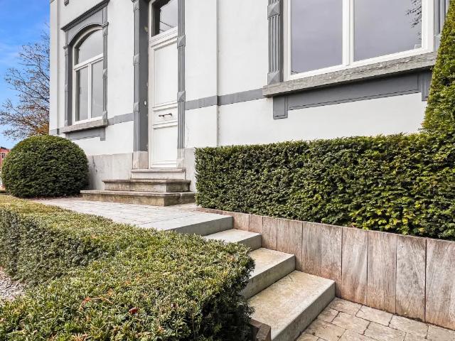 Maison vente à Court-saint-étienne, Wallonie