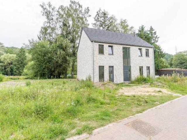 Maison vente à Court-saint-étienne, Wallonie