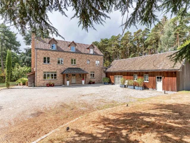 Maison vente à Court-saint-étienne, Wallonie