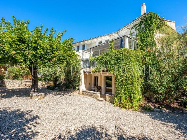 Maison vente à Saint-Saturnin-lès-Apt, Vaucluse