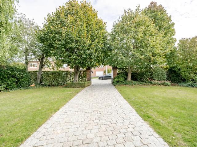 Maison vente à Courtrai, West-Vlaanderen