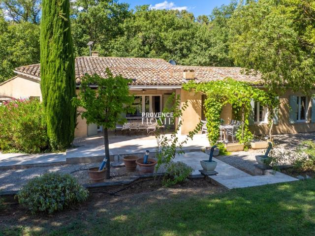 Maison vente à Apt, Ménerbes