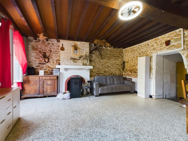 Maison vente à Nevers, Saint-saulge