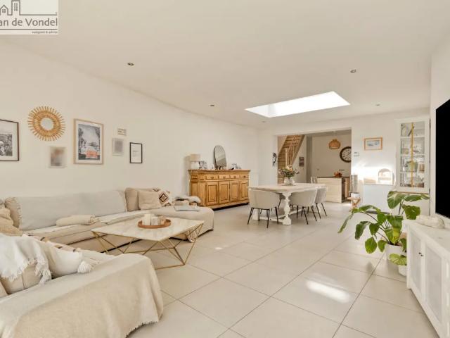 Maison vente à Denderleeuw, Oost-Vlaanderen