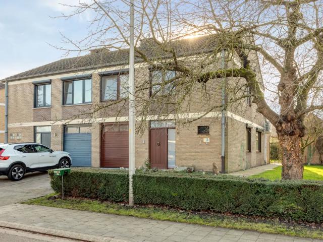 Maison vente à Diepenbeek, Limburg