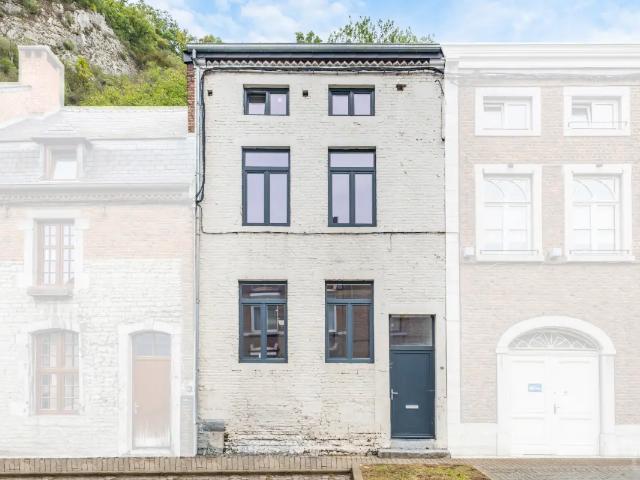 Maison vente à Dinant, Wallonie