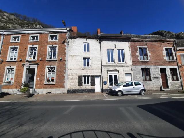 Maison vente à Dinant, Wallonie
