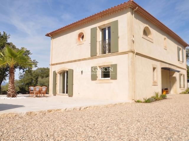 Maison vente à Écusson, Nîmes
