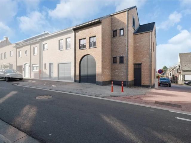 Maison vente à Mere, Oost-Vlaanderen
