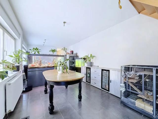 Maison vente à Esquelmes, Wallonie