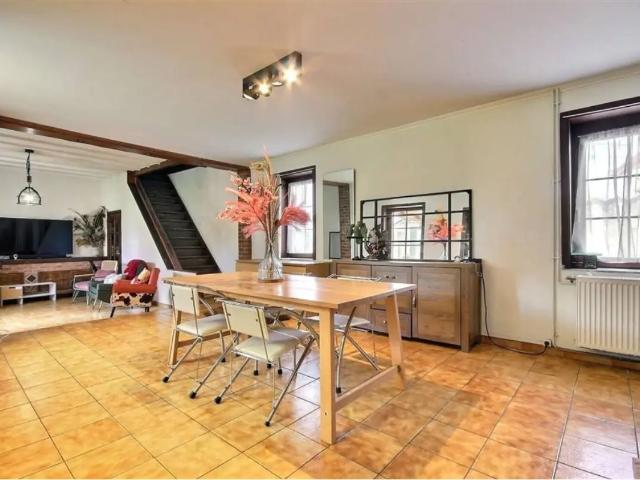 Maison vente à Esquelmes, Wallonie