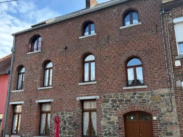 Maison vente à Estin, Wallonie
