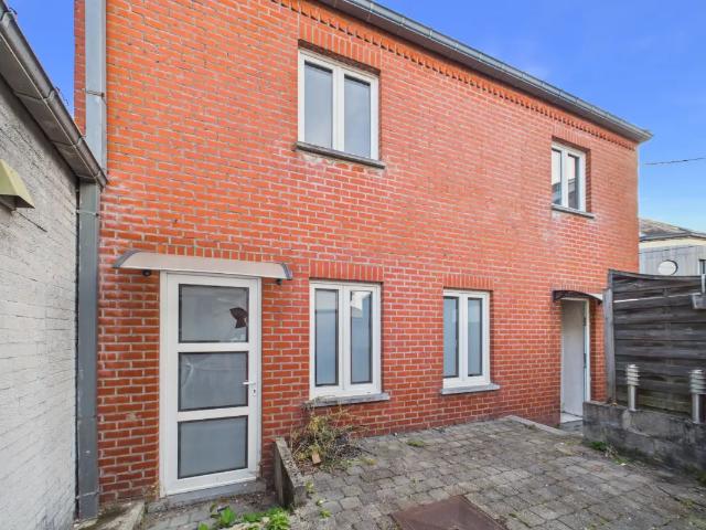 Maison vente à Forchies-la-Marche, Fontaine-l'Évêque