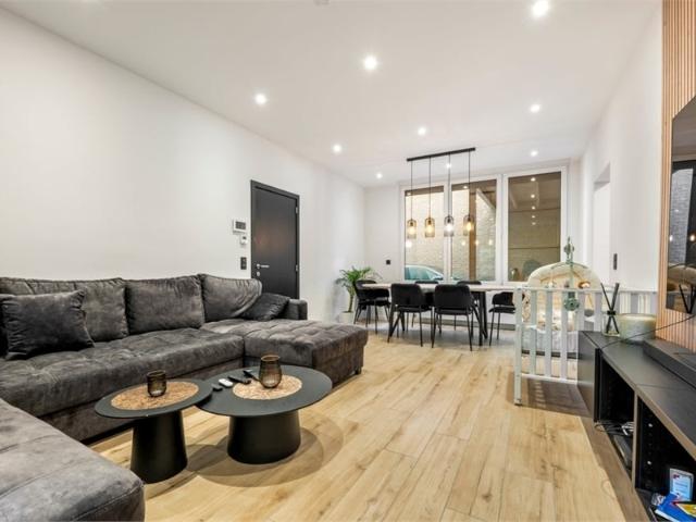 Maison vente à Genk, Limburg